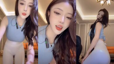 【快手】希希酱紫 6 快手第一美臀 凹凸户型 半透紧身裤 (1)